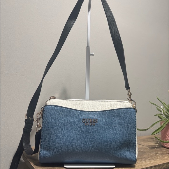 GUESS Blue and White Crossbody Bag - Picture 1 of 12